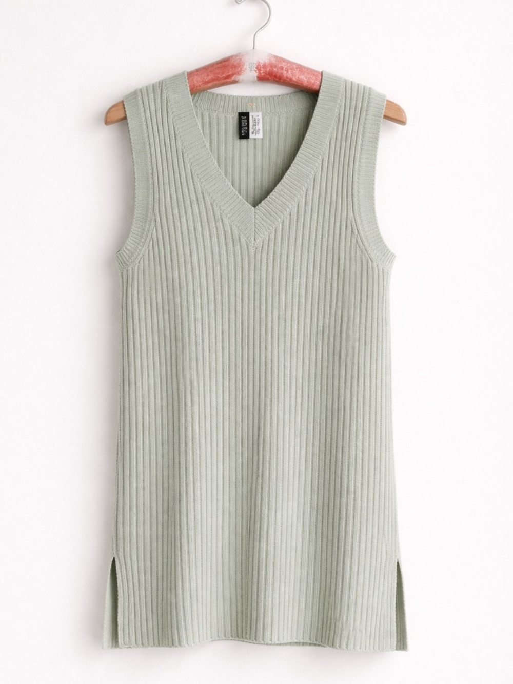 Ribbed V-Neck Sweater in Light Sage